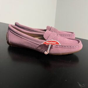 Blondo Mauve Waterproof Loafers size 7.5